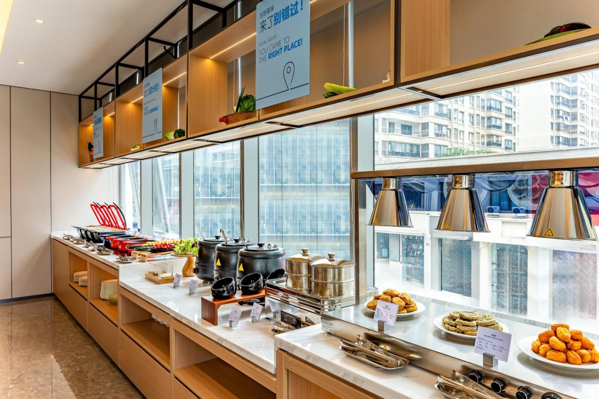 Holiday Inn Express Taizhou City Center By Ihg Exterior foto
